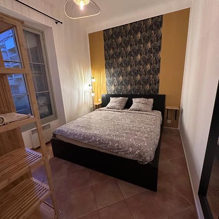 Villarey Home - Central Apartment In 멍똥 외부 사진