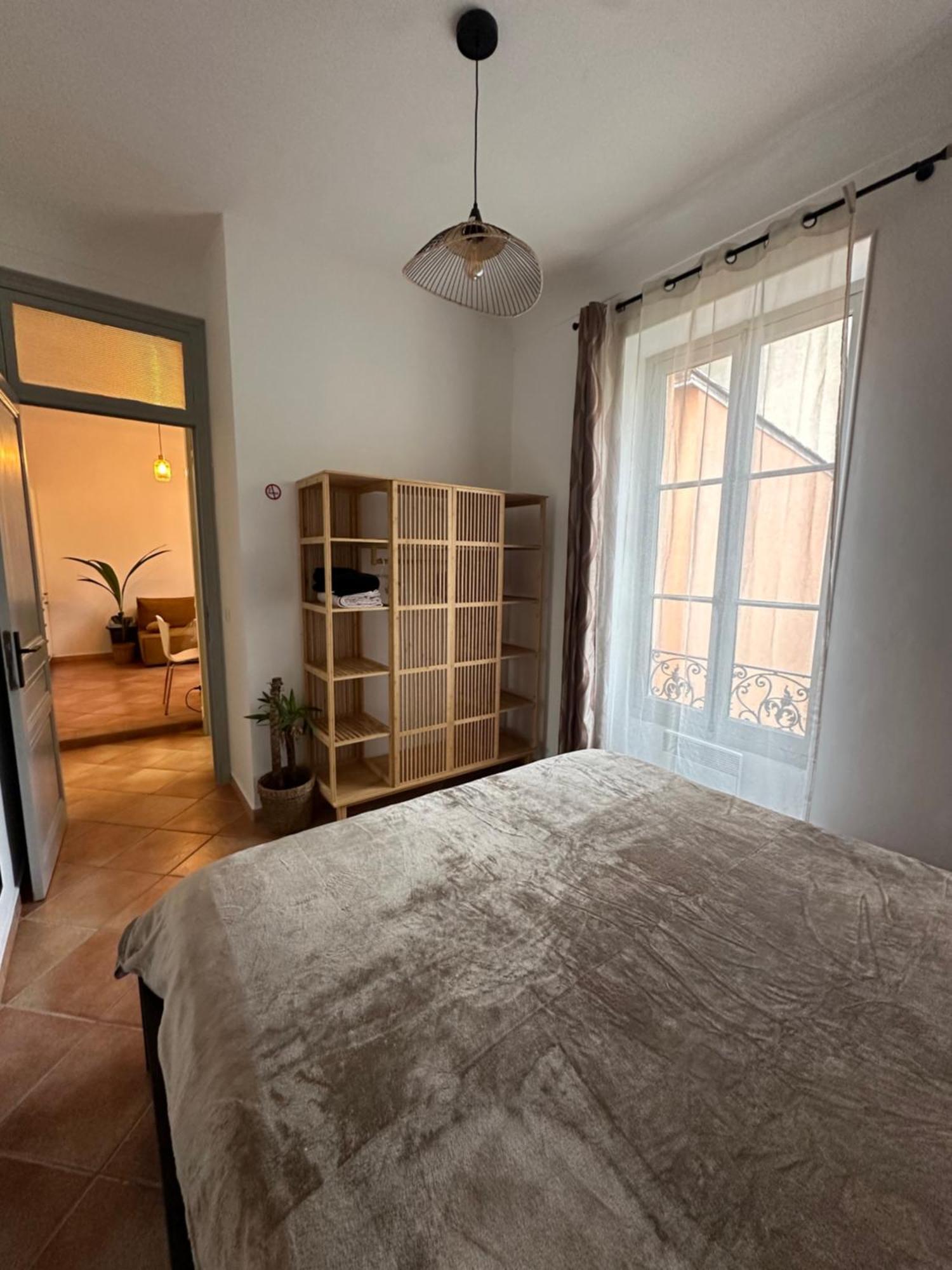 Villarey Home - Central Apartment In 멍똥 외부 사진