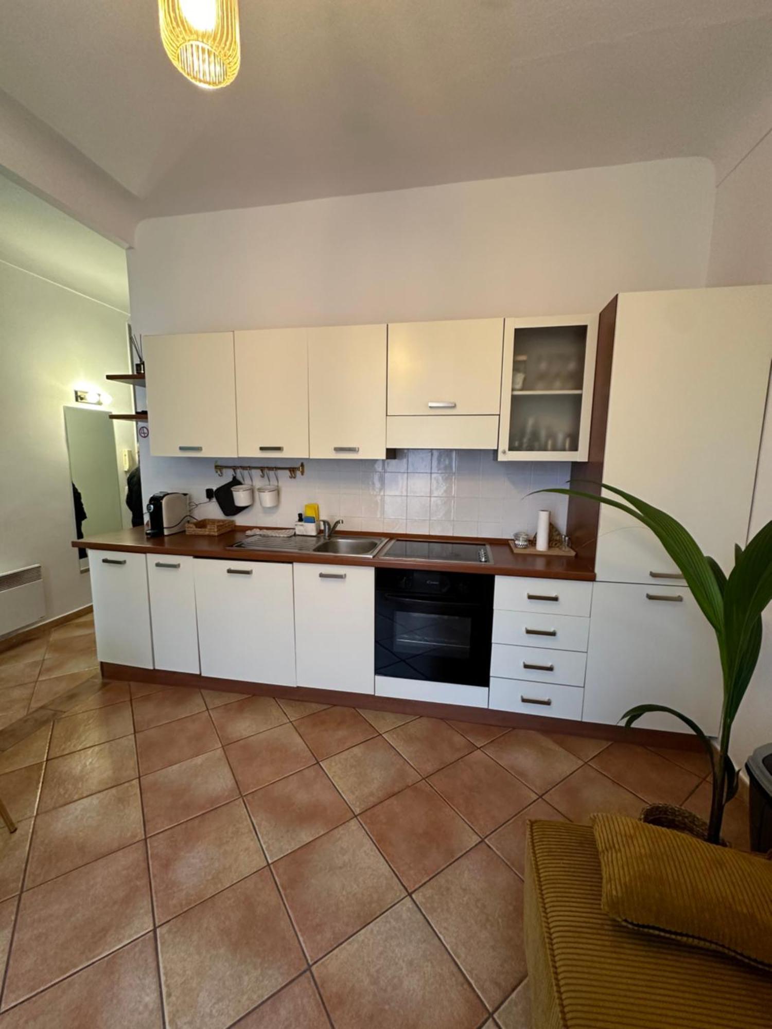 Villarey Home - Central Apartment In 멍똥 외부 사진